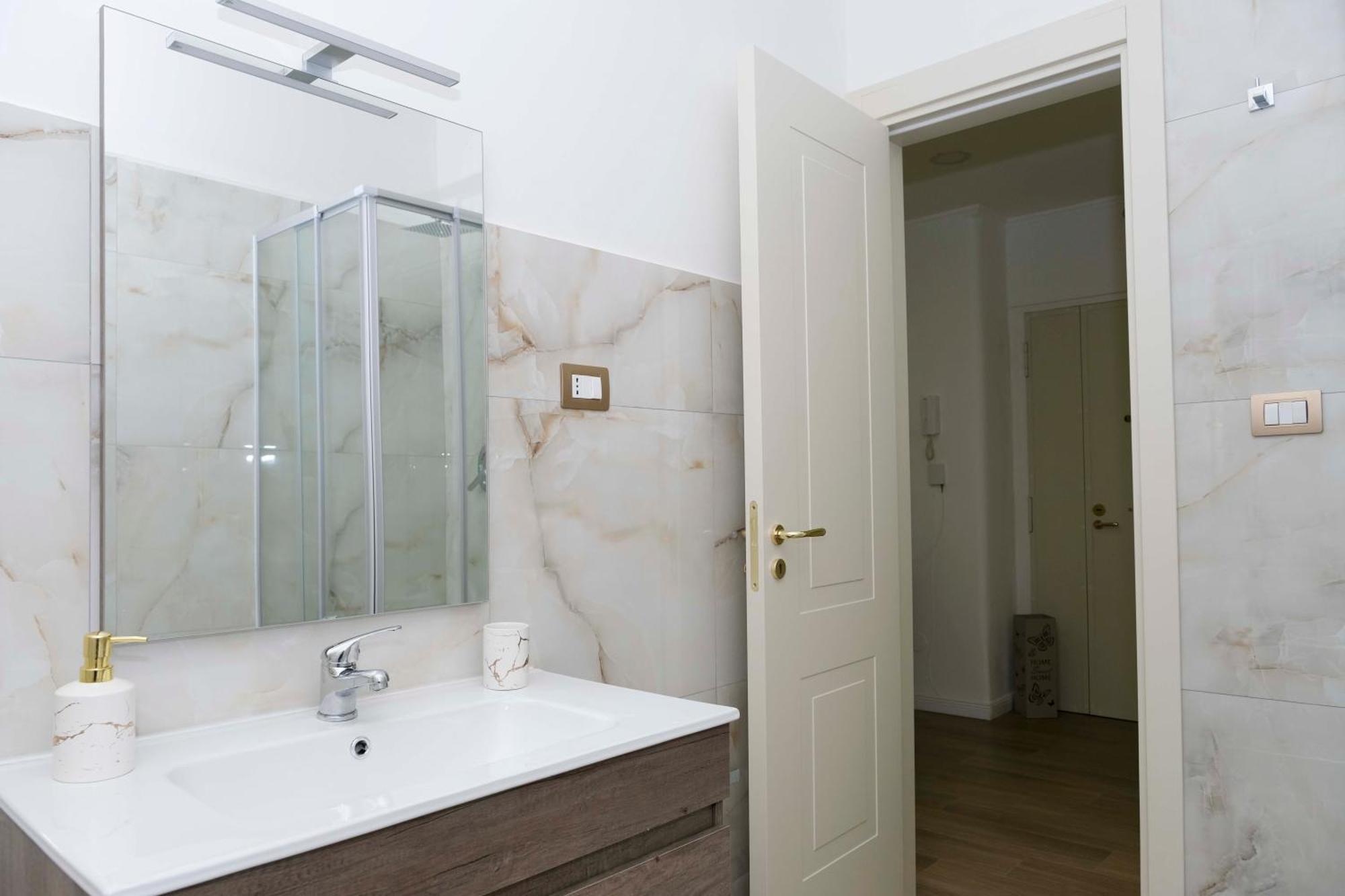 White Butterfly Home Naples Extérieur photo