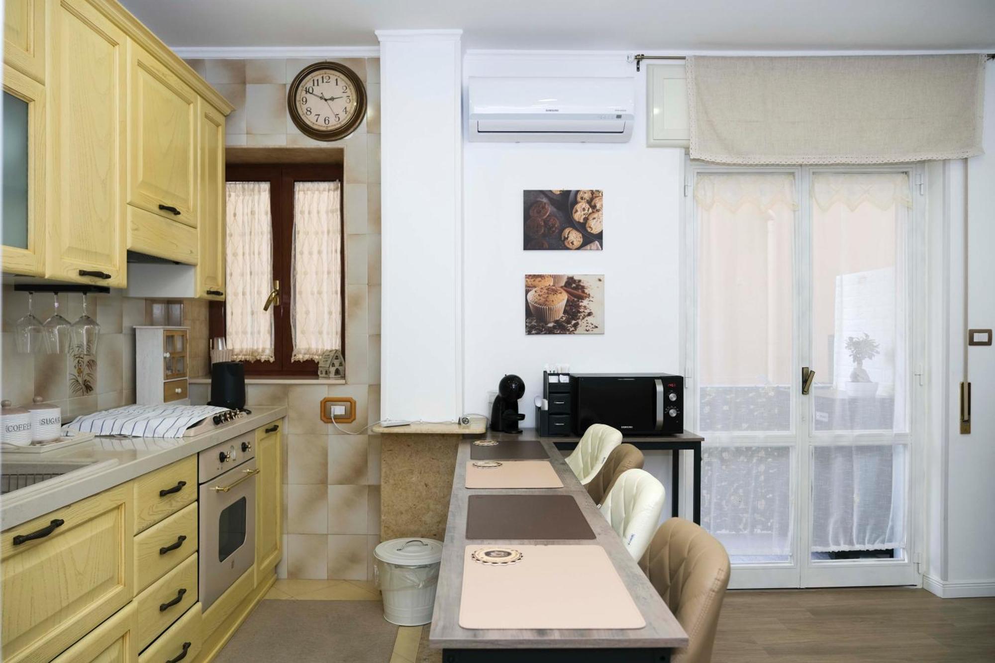 White Butterfly Home Naples Extérieur photo