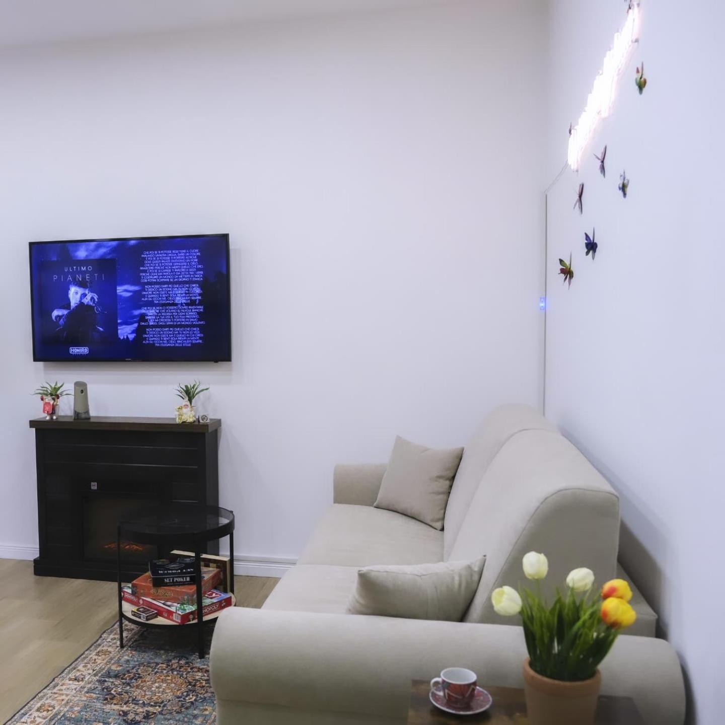 White Butterfly Home Naples Extérieur photo